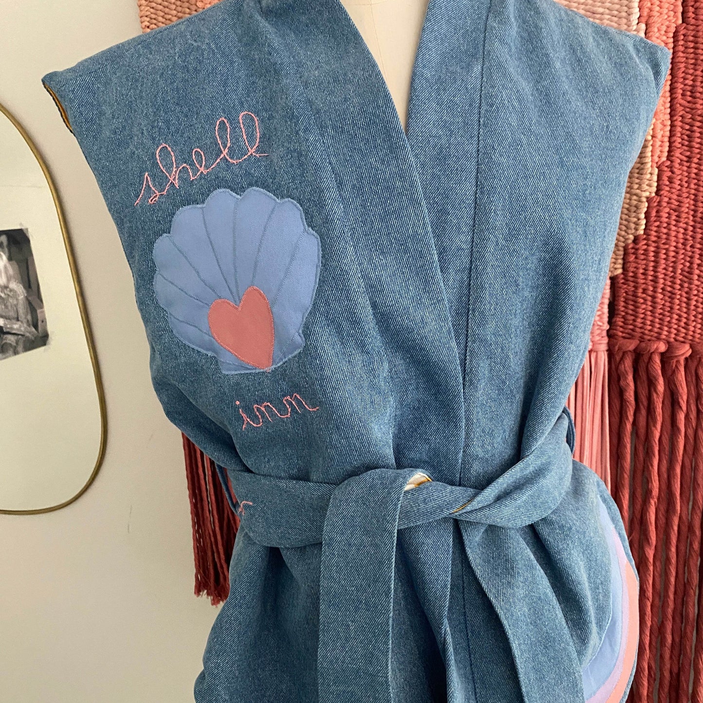 Sleeveless-DOLPHIN by Chloé Fleury