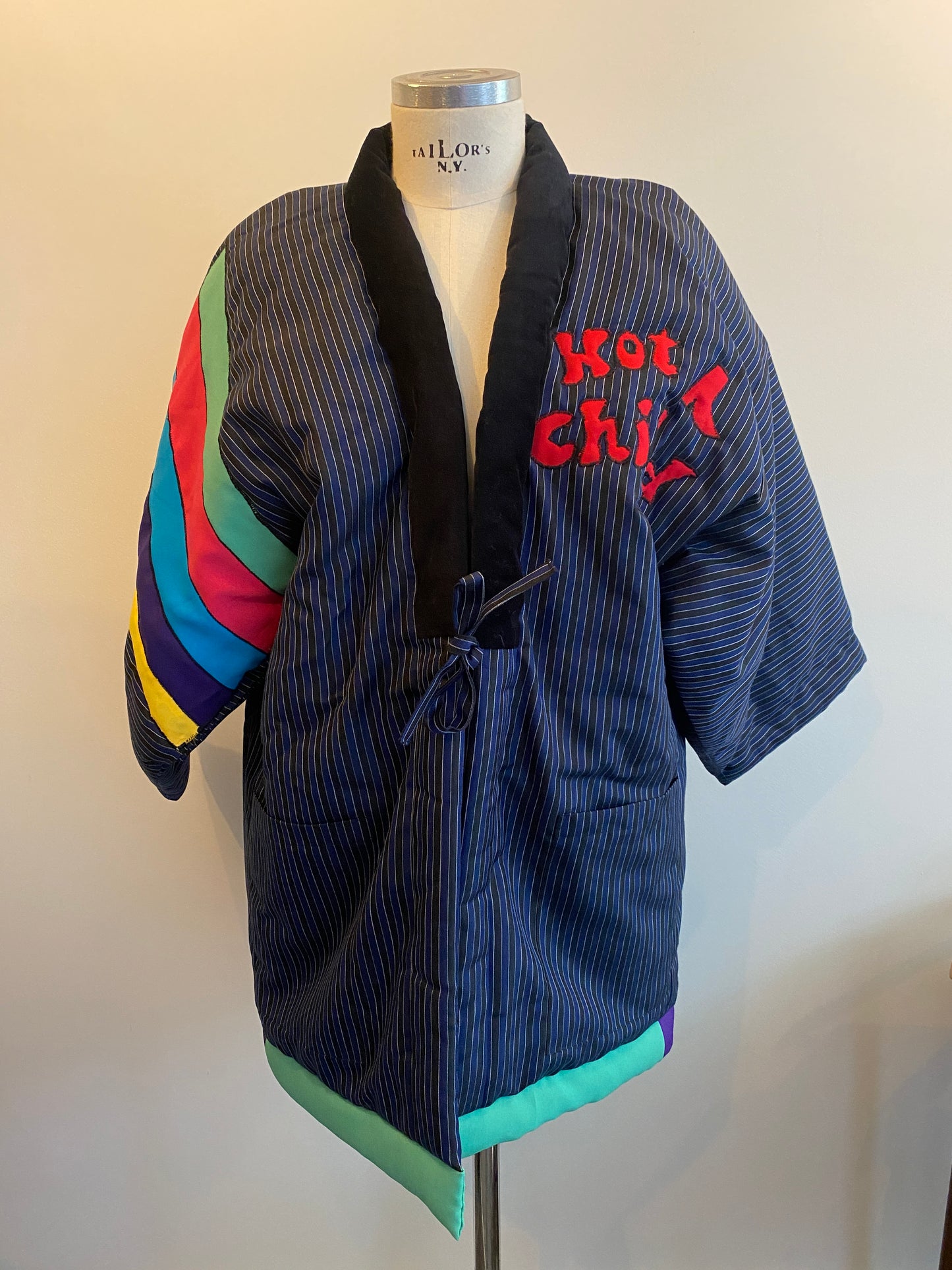 Hanten blue - Embroidery HOT CHILD